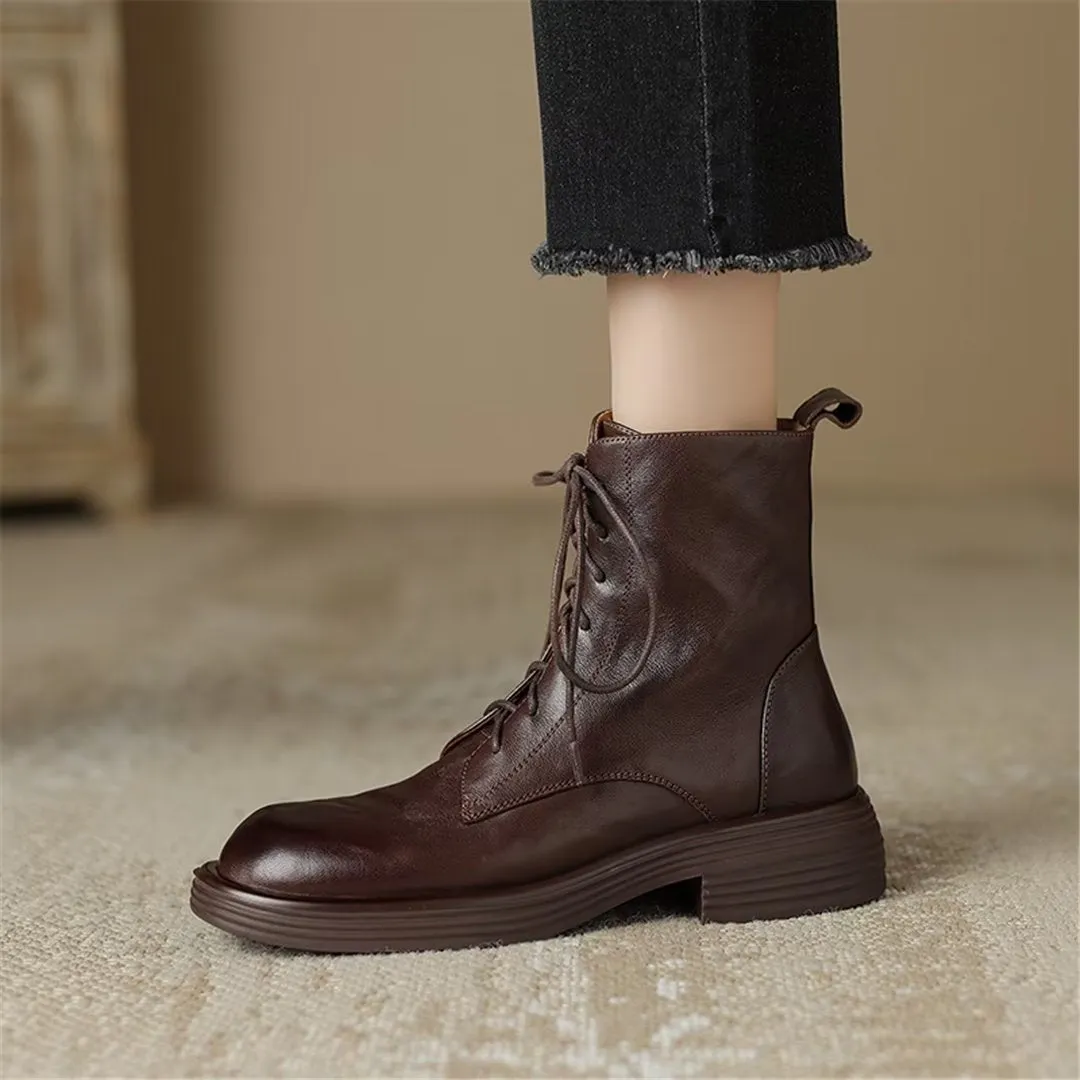 CrocRoundUp Lace-Up Winter Boots