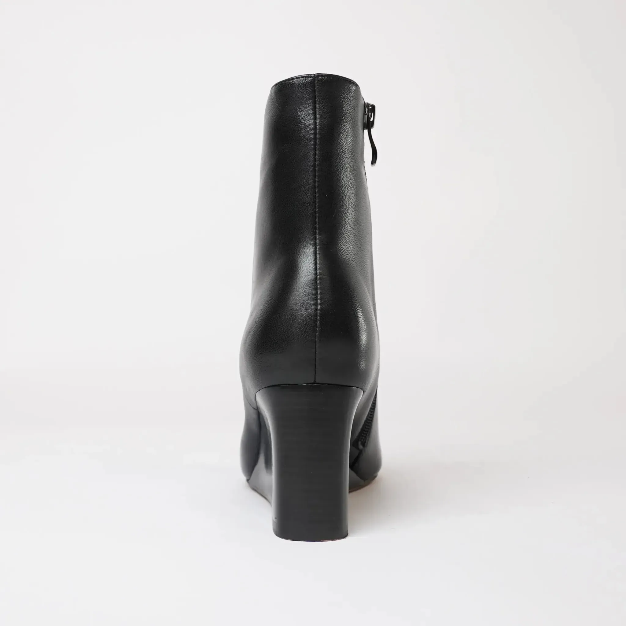 Mallo Black Leather Ankle Boots